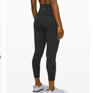 lululemon - in movement tight 25" black size 8 euc